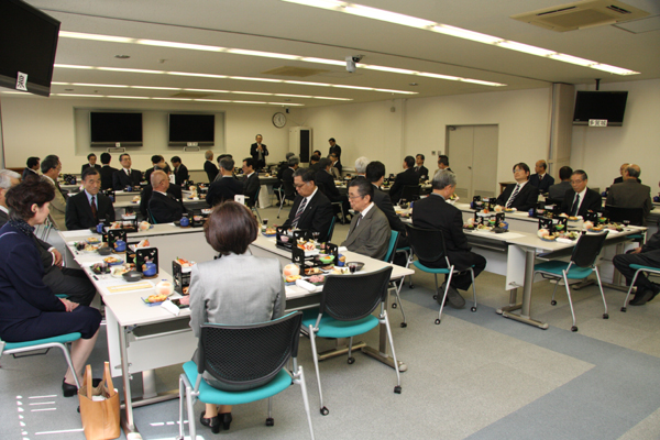 https://www.tohoku-gakuin.ac.jp/info/content/120330-2-4.jpg