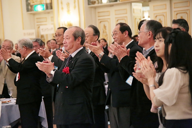 https://www.tohoku-gakuin.ac.jp/info/content/131030-2_23.jpg