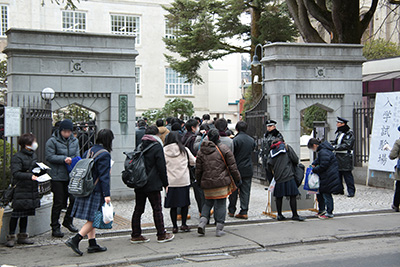 https://www.tohoku-gakuin.ac.jp/info/content/160202-2-1.jpg