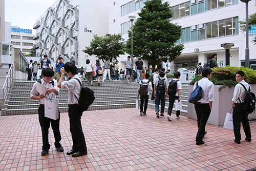 https://www.tohoku-gakuin.ac.jp/info/content/160628-3-3.jpg