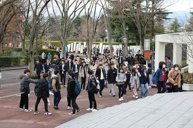 https://www.tohoku-gakuin.ac.jp/info/content/190402-1_1.jpg