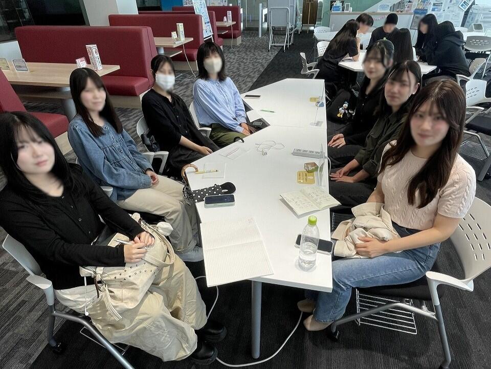 The Abe Seminar held a joint seminar for 3rd and 4th year students - Job hunting consultation session ver.2